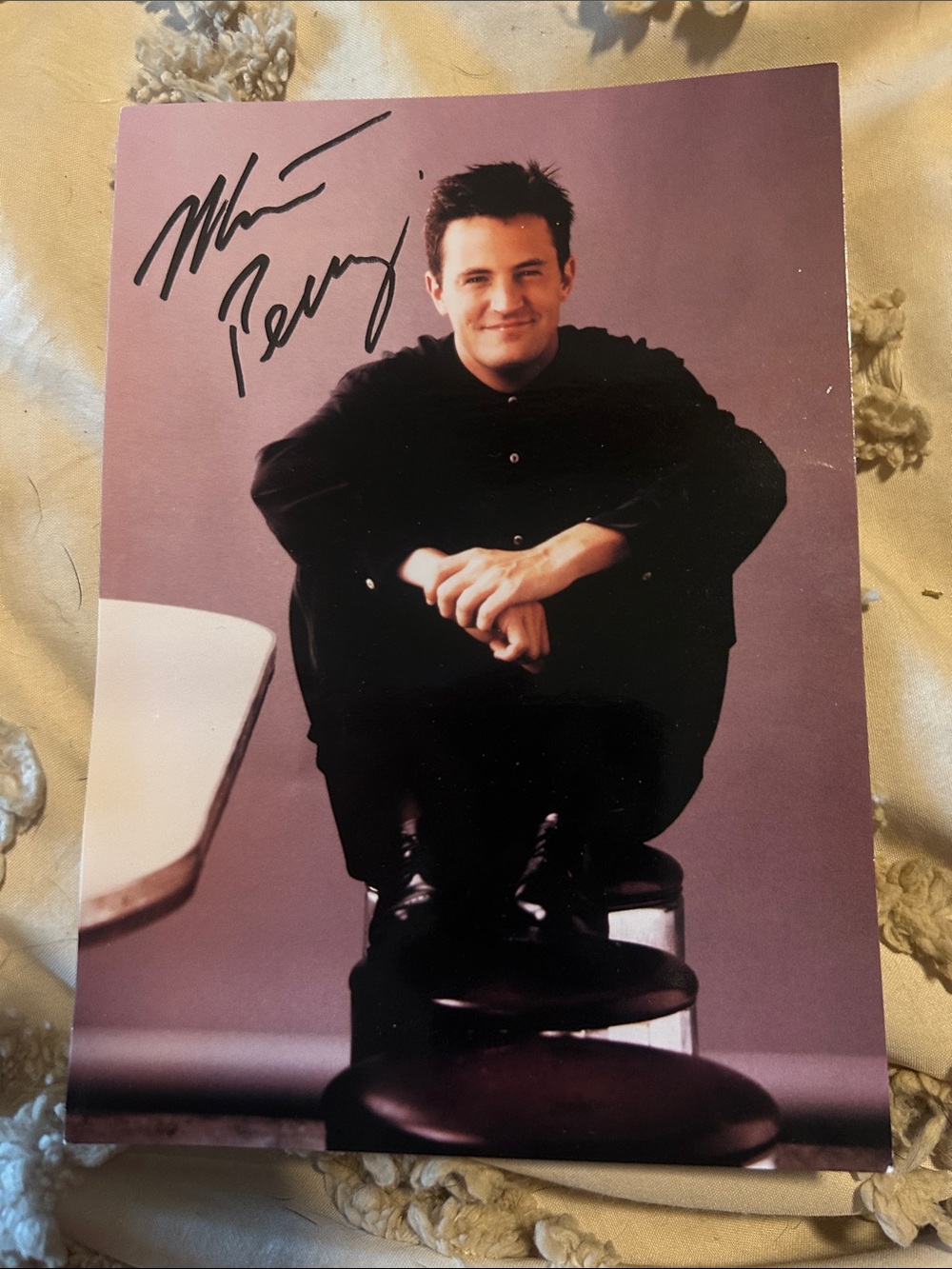 Signed celebrity photo of Matthew Perry.